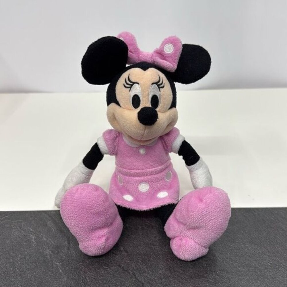 Minnie Mouse plush 11 inch